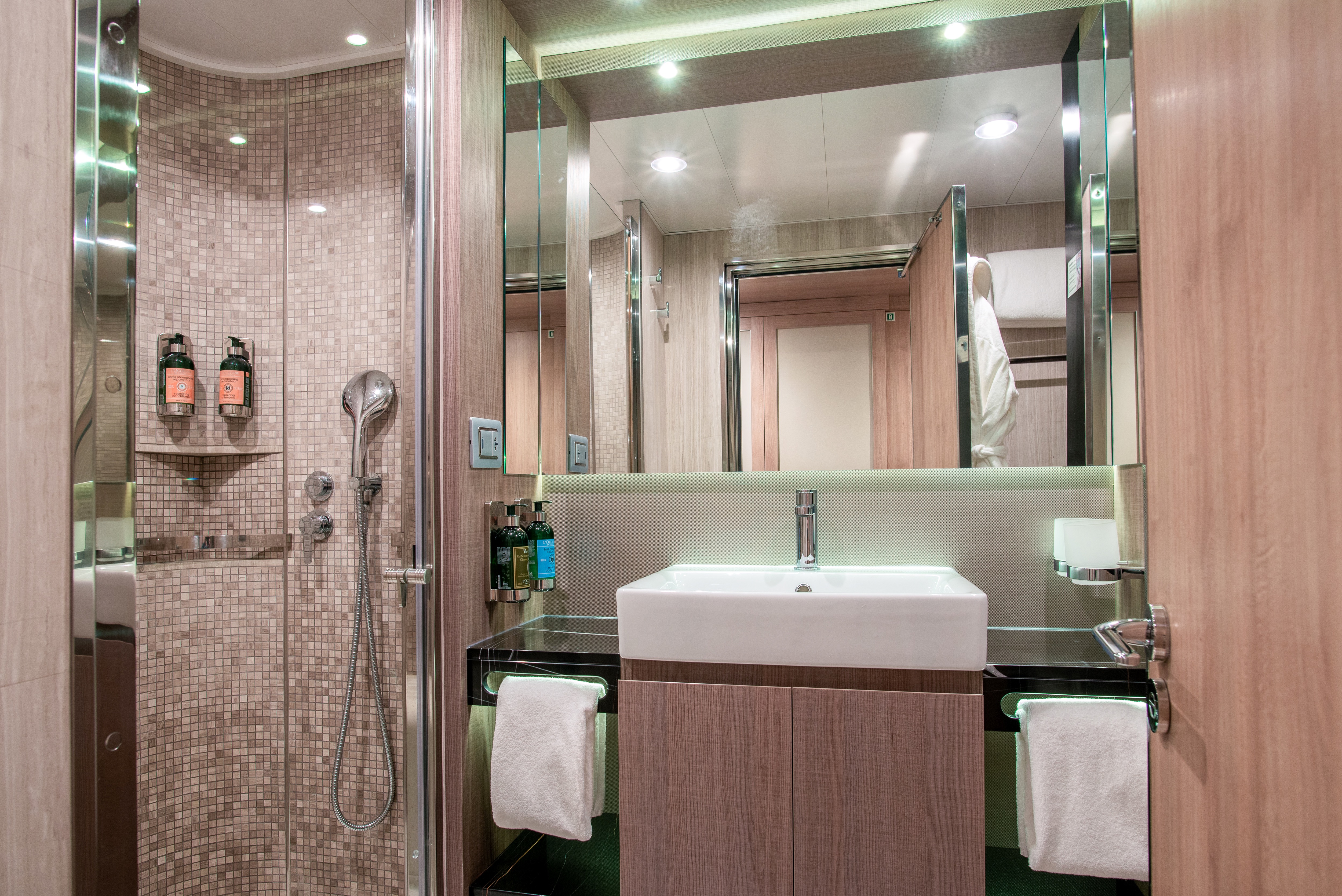 Infinity Suite